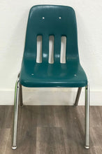 Load image into Gallery viewer, 18 inch Virco 9000 Series Student Chair - Green (RF)