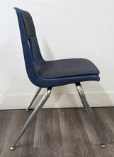 Load image into Gallery viewer, 18 inch Artco Bell Uniflex Student Chair, Navy Blue, Cushion Seat (RF)