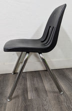 Load image into Gallery viewer, 18 inch Virco 9000 Series Student Chair - Black (RF)