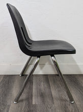 Load image into Gallery viewer, 18 inch Virco 9000 Series Student Chair - Black (RF)