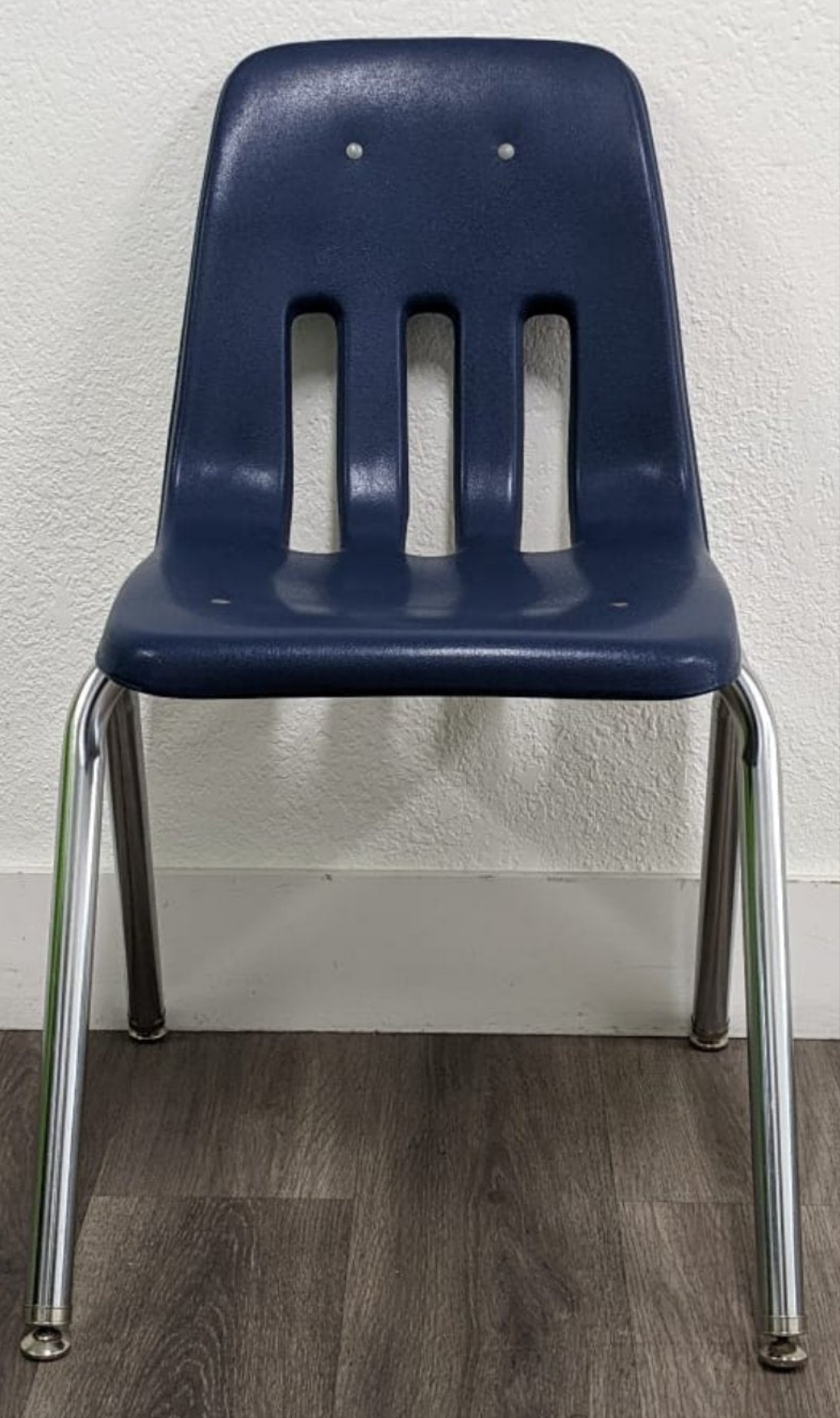 18 inch Virco 9000 Series Student Chair - Navy Blue – School Excess