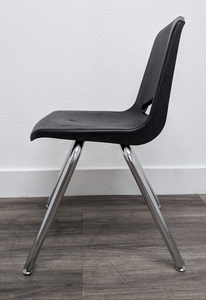 18" Royal Student Chair, Black (RF)