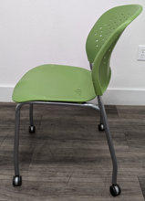 Load image into Gallery viewer, 18 inch Student Chair, Green (RF)
