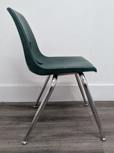Load image into Gallery viewer, 14 inch Student Chair, Green (RF)
